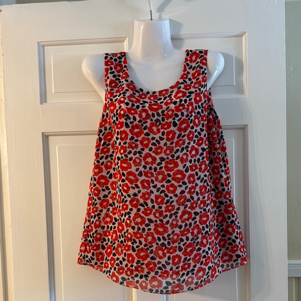 Red and Black Floral Sleeveless Top